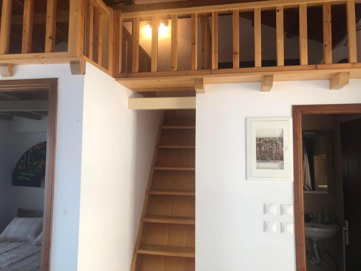 Avgoustina'S Home Glossa Bagian luar foto